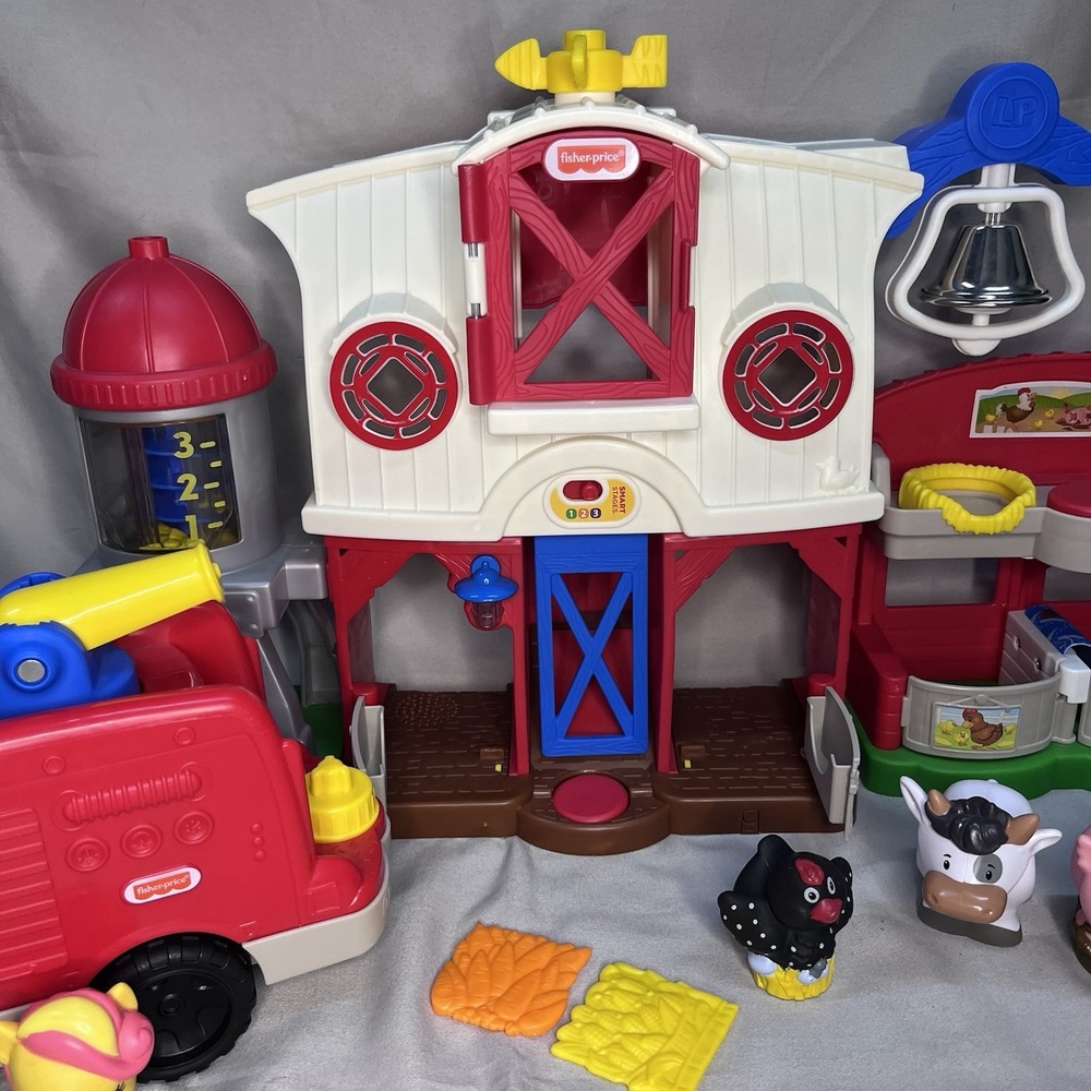 Fisher-Price Little People Farm Barn Playset & Fire Truck Lights & Sound WORK! - Picture 2 of 12
